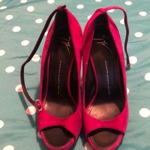 No box color is pink